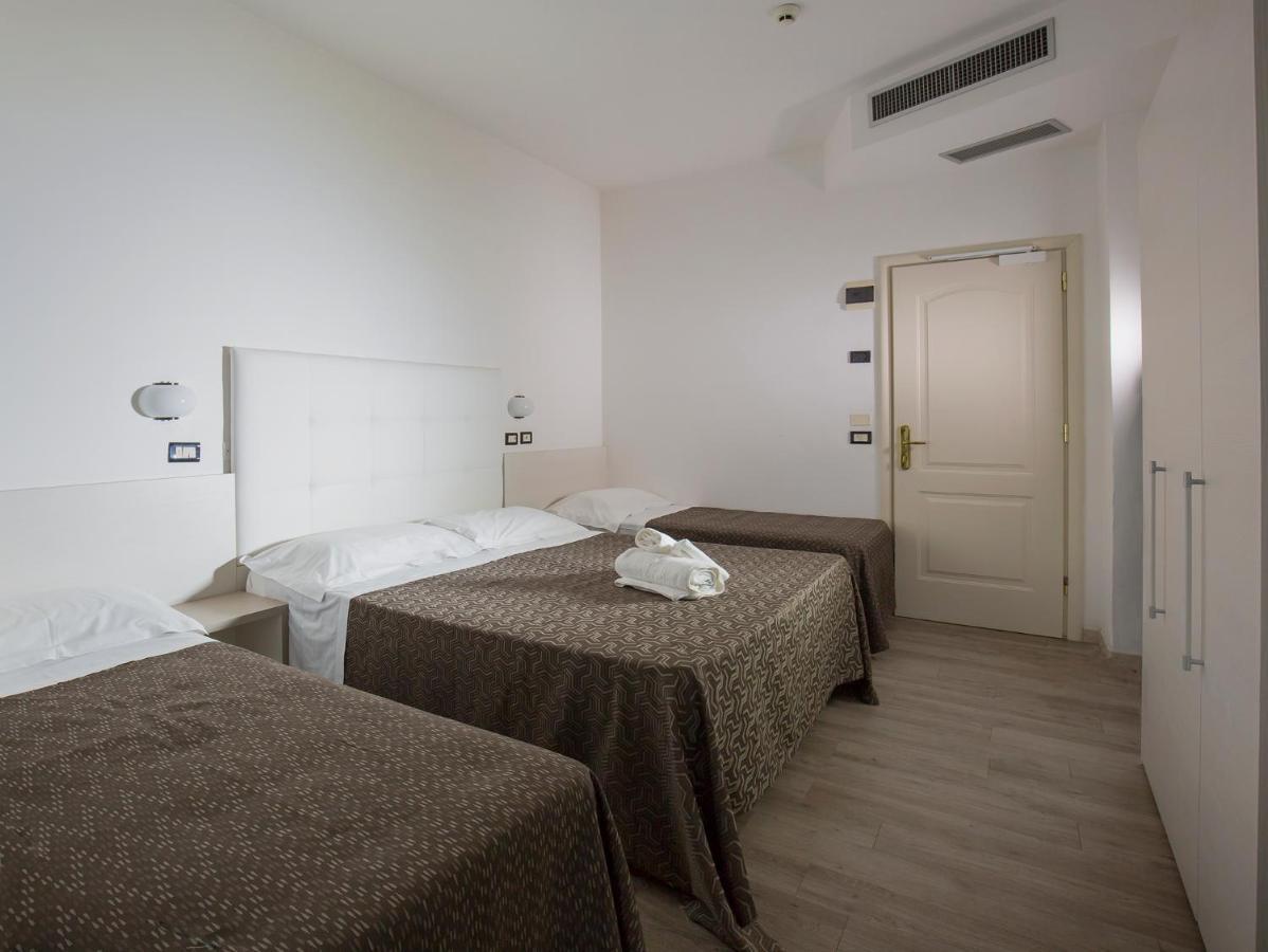 Hotel Elite Cattolica Ngoại thất bức ảnh