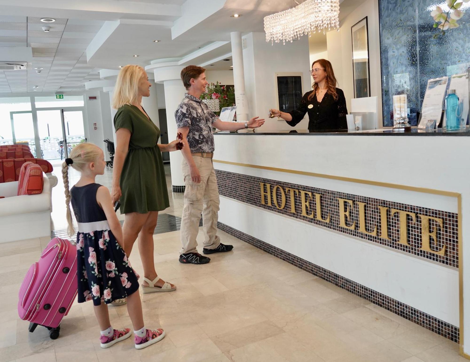 Hotel Elite Cattolica Ngoại thất bức ảnh