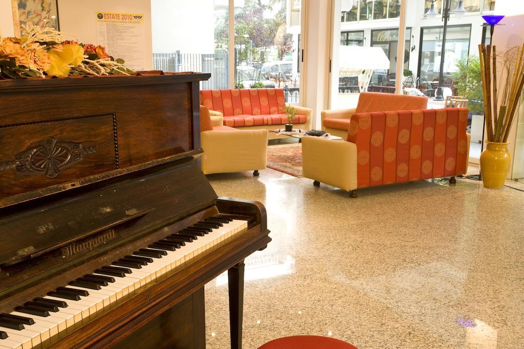 Hotel Elite Cattolica Ngoại thất bức ảnh